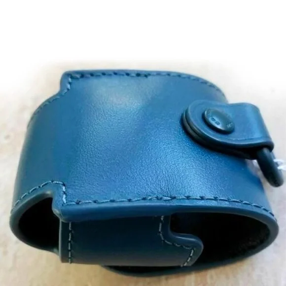 Coach Reef Blue Leather 𝐍𝐖𝐓 Earbud Case with Lanyard strap - Picture 4 of 9